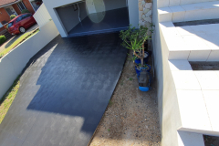 Concrete-sealer-to-a-driveway-2-scaled