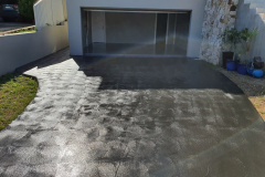 Concrete-sealer-to-a-driveway-4-scaled
