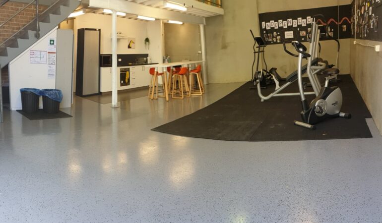 Gym epoxy online flooring