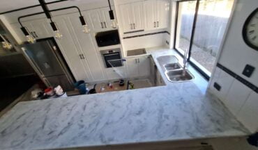 Epoxy Kitchen Countertop and Bar Top 10